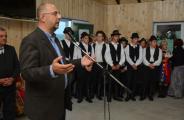 Comunitatea din Izvorul Crișului clădește pentru viitor - Kelemen Hunor, candidatul UDMR la alegerile prezidențiale la inaugurarea centrului de tineret